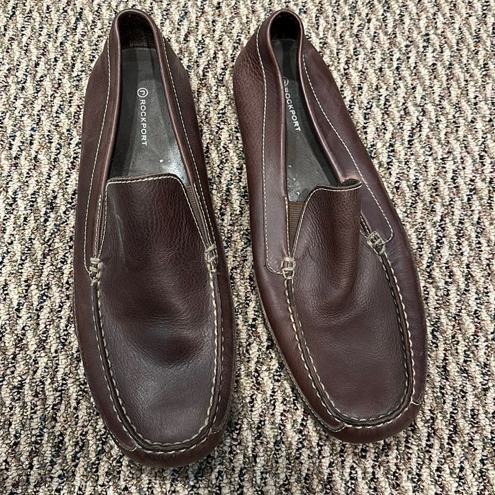 Rockport men’s brown slip on loafers
